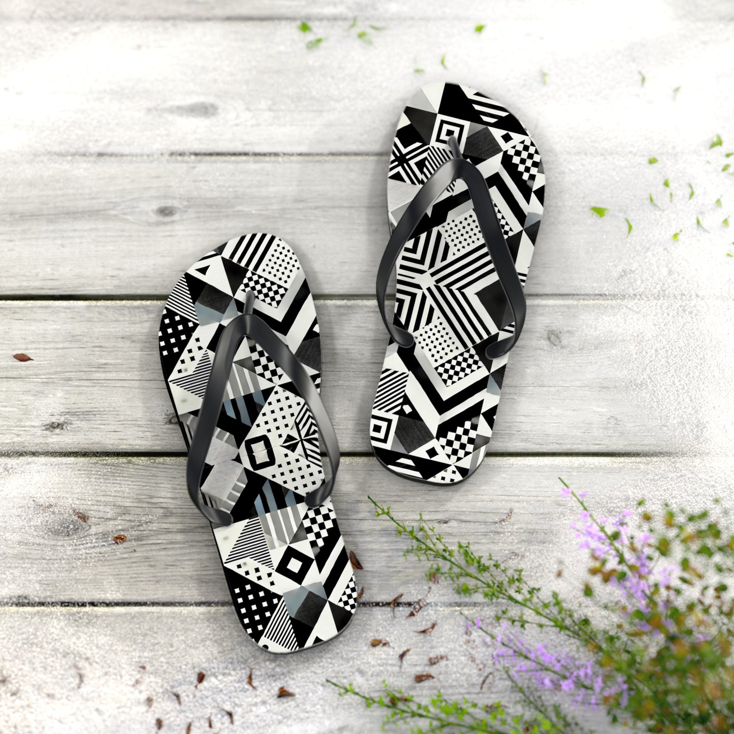 Monochrome Flip Flops